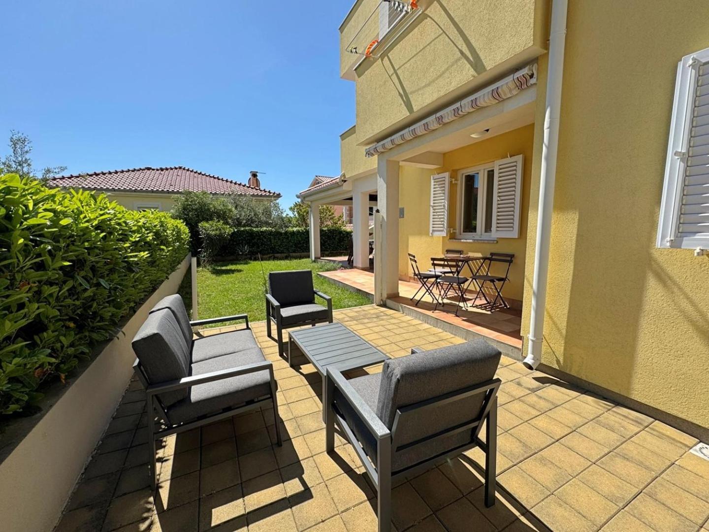 Čižići Apartments Pinta De Sol מראה חיצוני תמונה